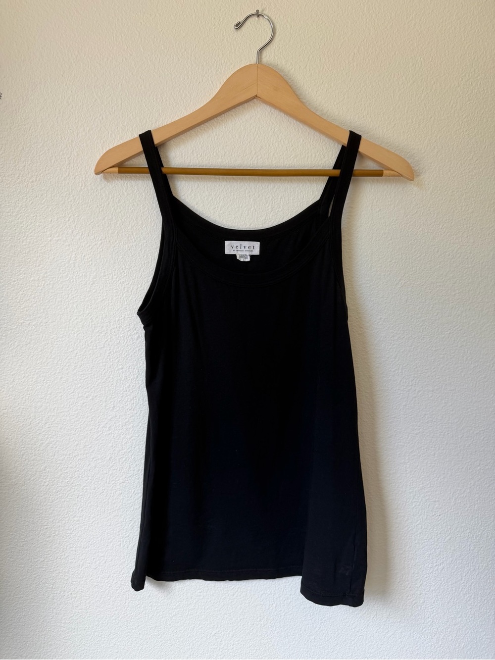 Velvet by Graham & Spencer Black Scoop Neck Tank